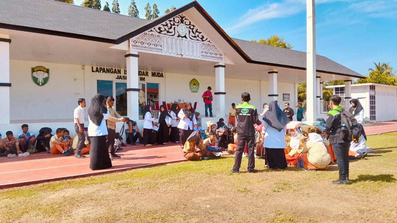 Ibu Foundation Bersama Yayasan Geutanyo Dukung Pelaksanaan Simulasi di SMA Kartika SMA Kartika