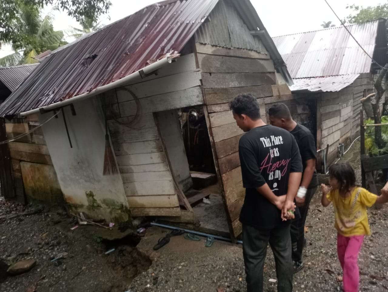 Delapan Rumah Rusak Akibat Erosi di Aceh Barat