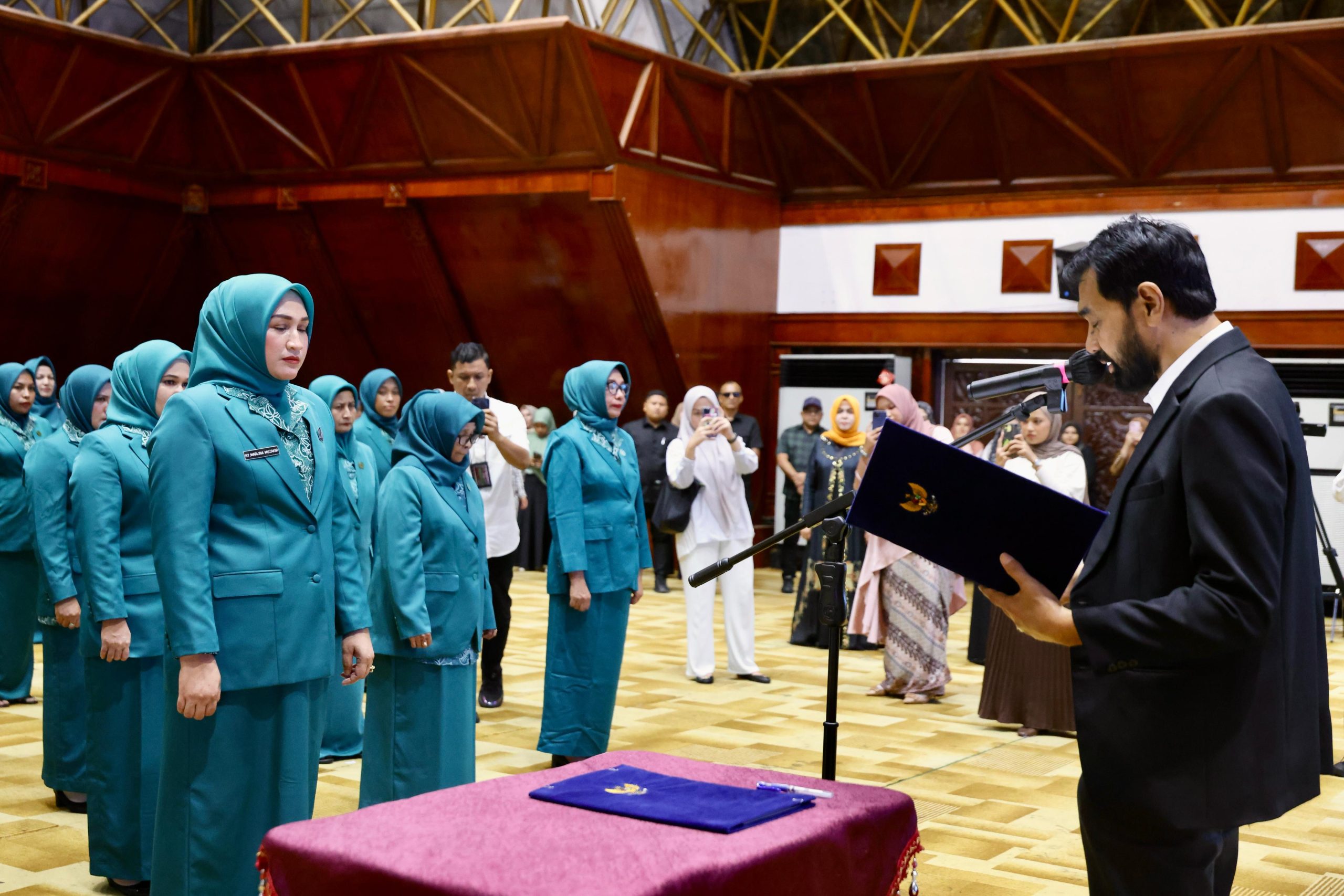 Tim Penggerak PKK Aceh Dikukuhkan