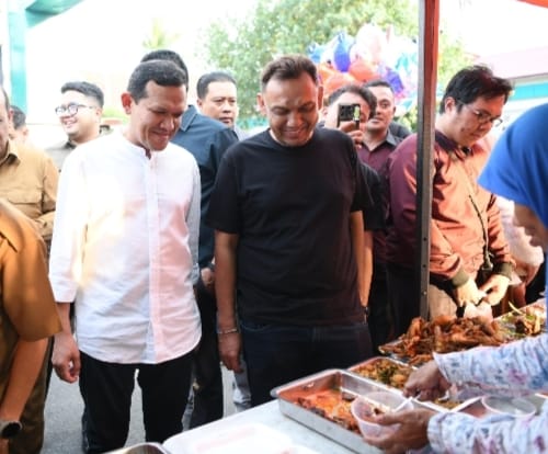 Wagub Aceh Kunjungi Pasar Ramadhan Cemerleng Kota Banda Aceh, Ini Pesan Wagub Kepada Pelaku Usaha