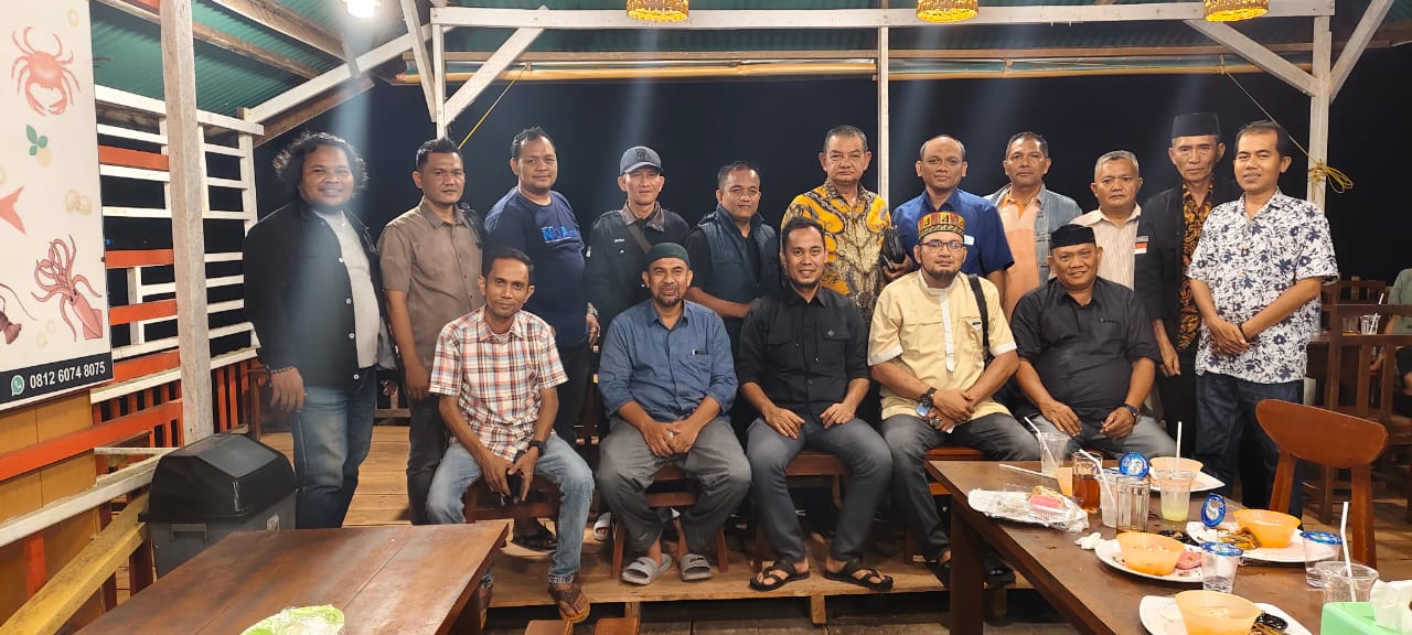 Buka Puasa Bersama Wartawan, Anggota DPRA Ajak Jurnalis Bangun Simeulue