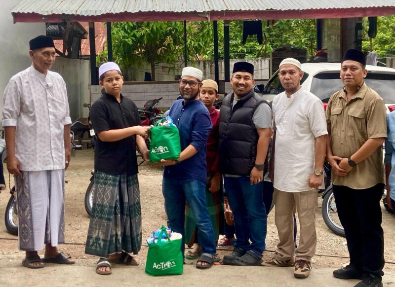 Bank Aceh Cabang Jantho dan Go-King Salurkan Bantuan