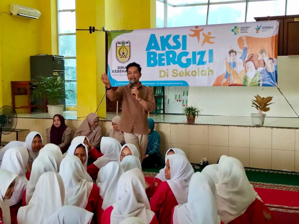Dinas Kesehatan Kota Banda Aceh Gelar Aksi Bergizi untuk Ratusan Siswi SMPN 16