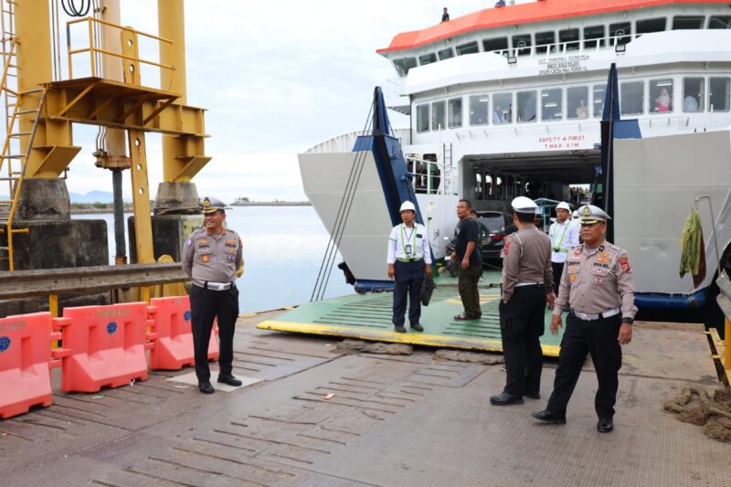 Polisi Pastikan Penyeberangan Penumpang di Pelabuhan