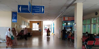 Keluarga Pasien Keluhkan Sistem Pengambilan Obat di RSUDZA