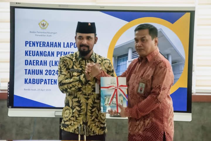 Bupati Atim Serahkan Laporan Keuangan Unaudited Ke BPK RI
