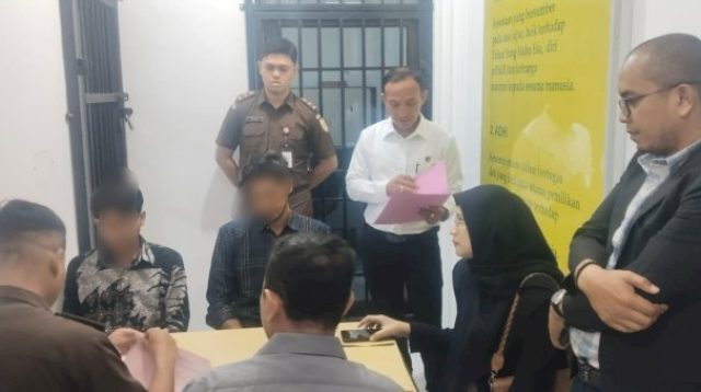 Polisi Serahkan Enam Tersangka Penganiayaan yang Berujung Kematian di Tibang ke Jaksa