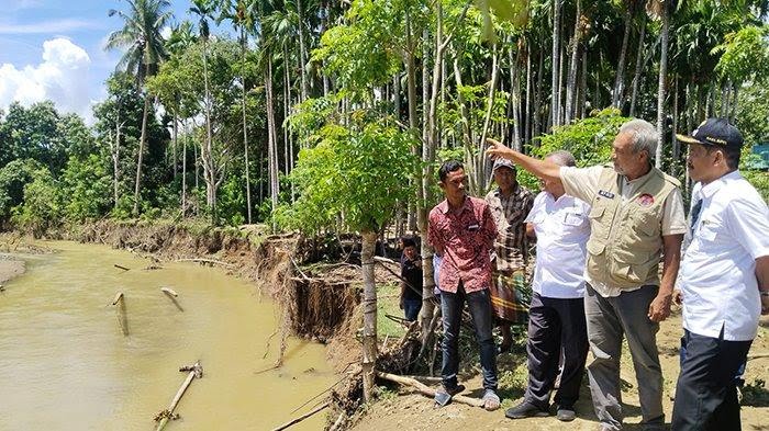 Wabup Aceh Besar Tinjau Titik Banjir Luapan di Leungah
