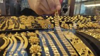 Harga Emas di Banda Aceh Terus Turun