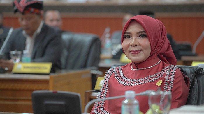 Anggota DPRA dari Partai Aceh Bunda Salma Tempati Komisi III DPRA