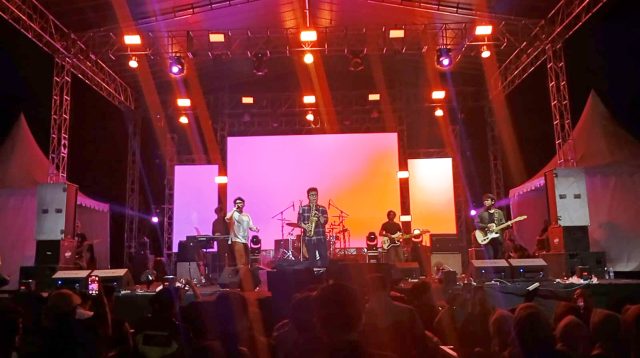 Melofest 2025 Pecah! Ribuan Penonton Padati Lapangan Jenderal Sudirman Saksikan Konser Spektakuler Luicy Juicy di Lhokseumawe