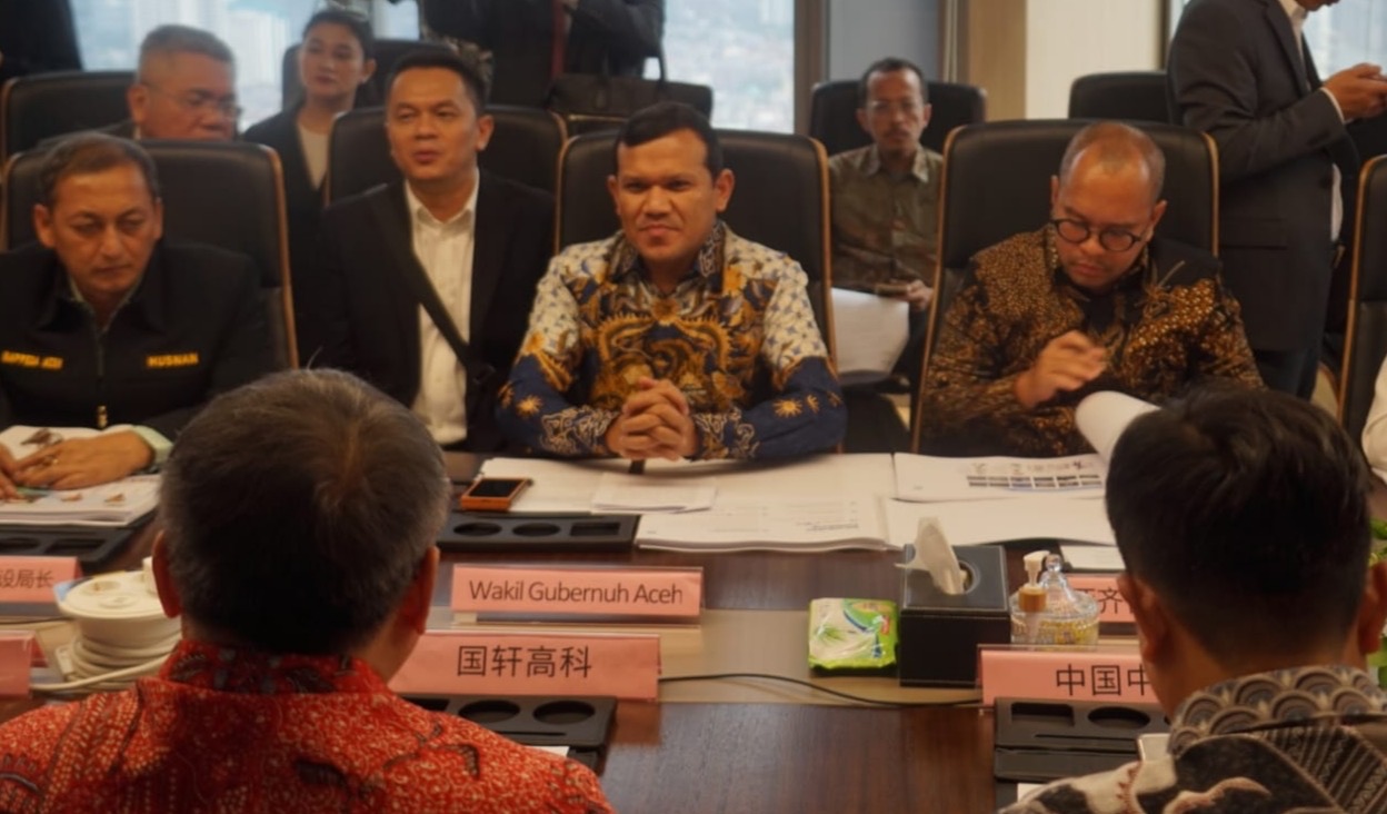 Wagub Fadhlullah Ajak Investor Tidak Ragu Berinvestasi di Aceh