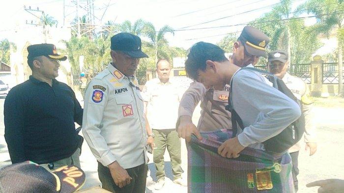 Satpol PP-WH Aceh Timur Razia Busana, 16 Pelanggar Terjaring di Peureulak