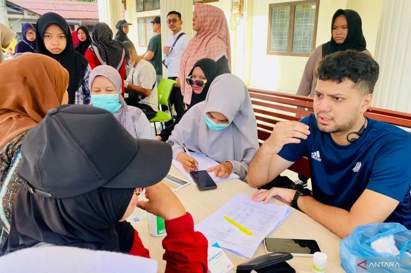 Pemkab Aceh Barat gelar layanan pemeriksaan kesehatan gratis saat hari libur