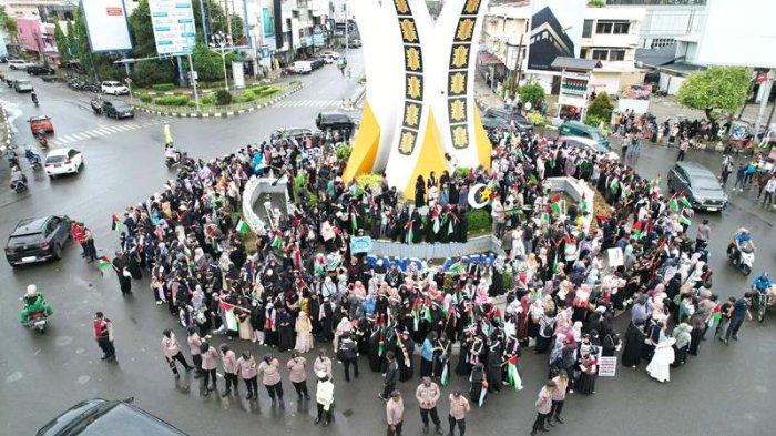 Gelar Aksi Bela Palestina di Simpang Lima Banda Aceh, 50 Lembaga Suarakan Kemanusiaan