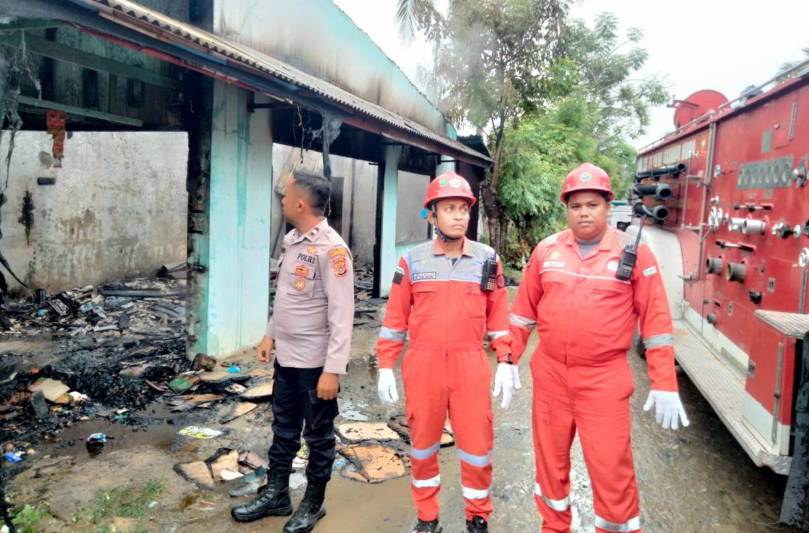 Kios di Aceh Utara Diamuk Api, Seorang Warga Terbakar