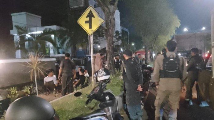 Soroti Perempuan Merokok dan Nongkrong di Warkop Tengah Malam, Ini Tindakan Satpol PP-WH Banda Aceh