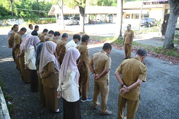 Plt Kadis Kominfo Ajak Pegawai Bangun Kebersamaan dan Tingkatkan Kinerja Lewat Rapat Mingguan