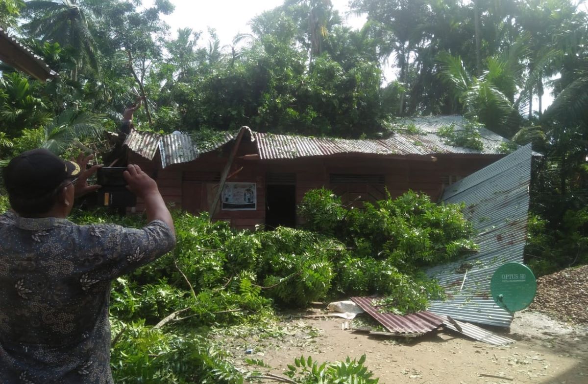 Belasan Rumah Rusak di Aceh Timur Diterpa Angin Kencang