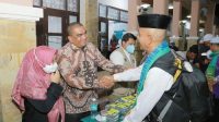 10_50_51_sambut_jemaah_kloter_11