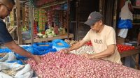 Harga Bawang Naik di Pasar Induk Sabang, Komoditas Lain Masih Stabil