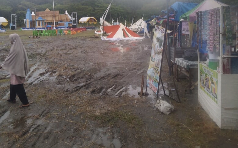 Arena MTQ ke-XXXVI Aceh Selatan Becek, Tenda Tamu Roboh Jelang Pembukaan