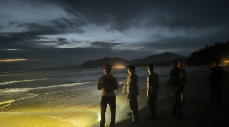 Remaja Asal Medan Hilang Terseret Ombak di Pantai Lhoknga Aceh Besar