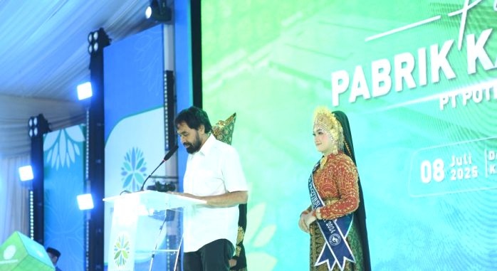 Resmikan Pabrik Karet Remah PT PBS di Aceh Barat, Mualem: Bukti Aceh Aman dan Siap Jadi Tujuan Investasi