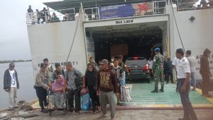 Polres Simeulue Laksanakan Pengamanan Keberangkatan KMP. Aceh Hebat 1 Di Pelabuhan Kolok Sinabang