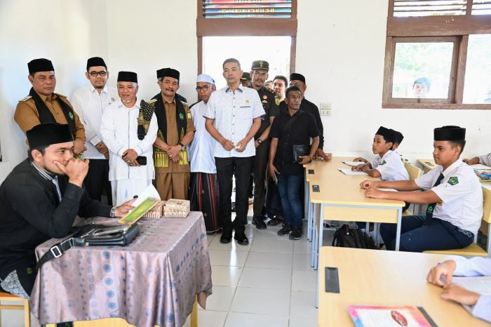 Anggota DPRK Ahmad Zainuri Dukung Program Bupati Aceh Besar Beut Kitab SD dan SMP