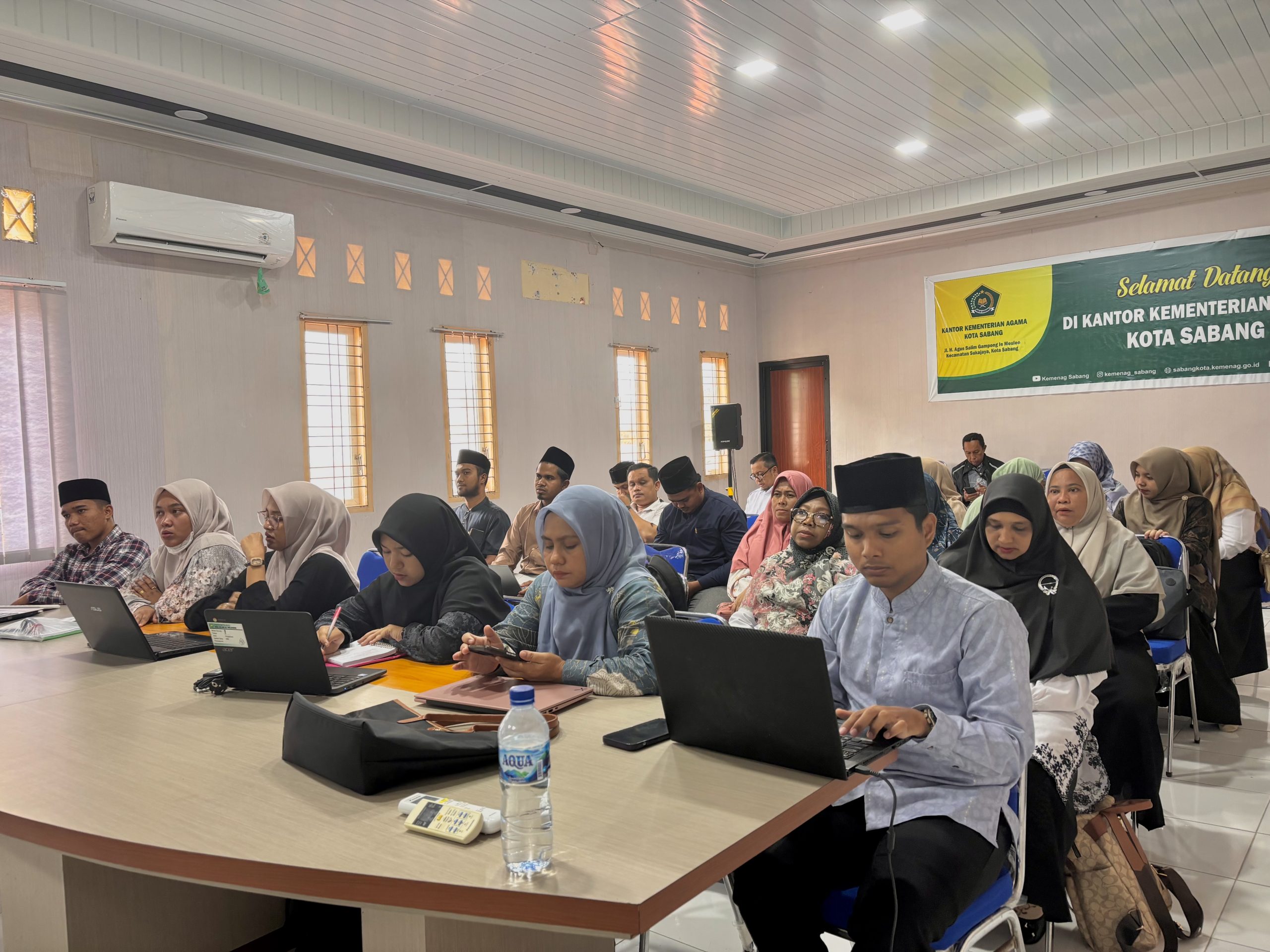 Kemenag Sabang Gelar Pembinaan dan Sosialisasi Updating Data EMIS Semester Ganjil Tahun 2025/2026