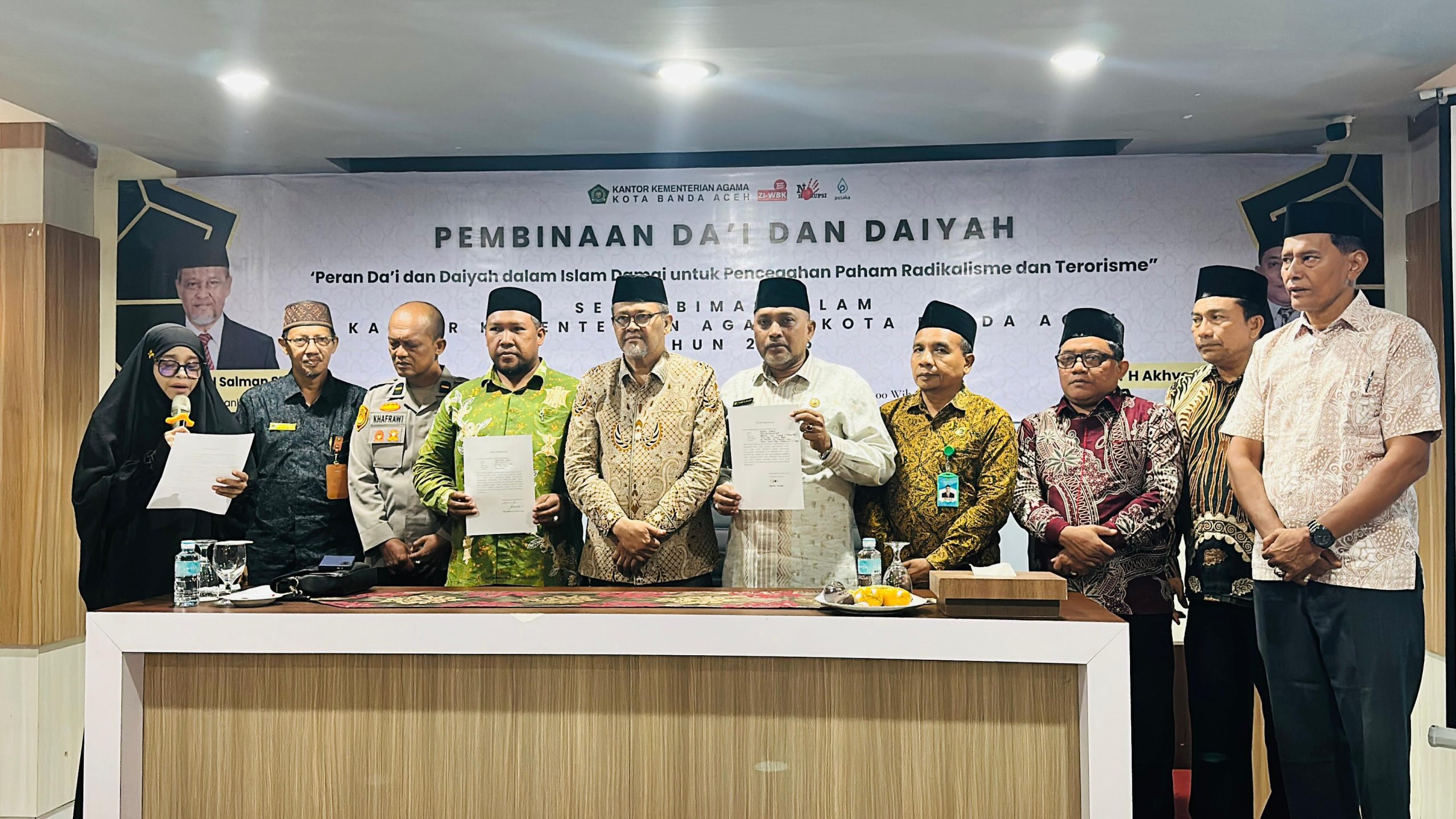 Kankemenag Banda Aceh Inisiasi Ikrar Anti Terorisme