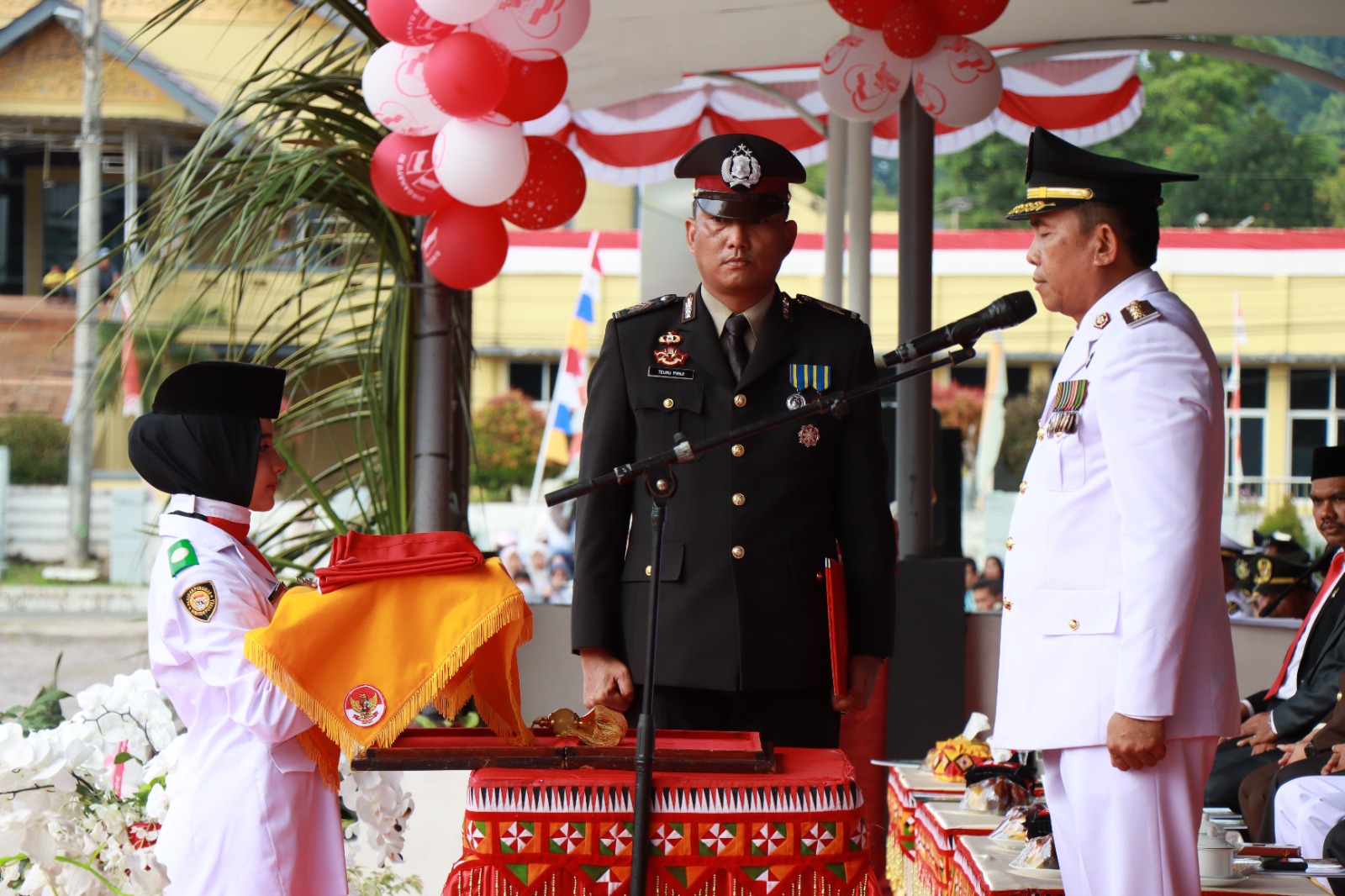 Upacara Pengibaran Bendera Merah Putih Peringati Ulang Tahun Republik Indonesia KE-80 Di Kabupaten Simeulue