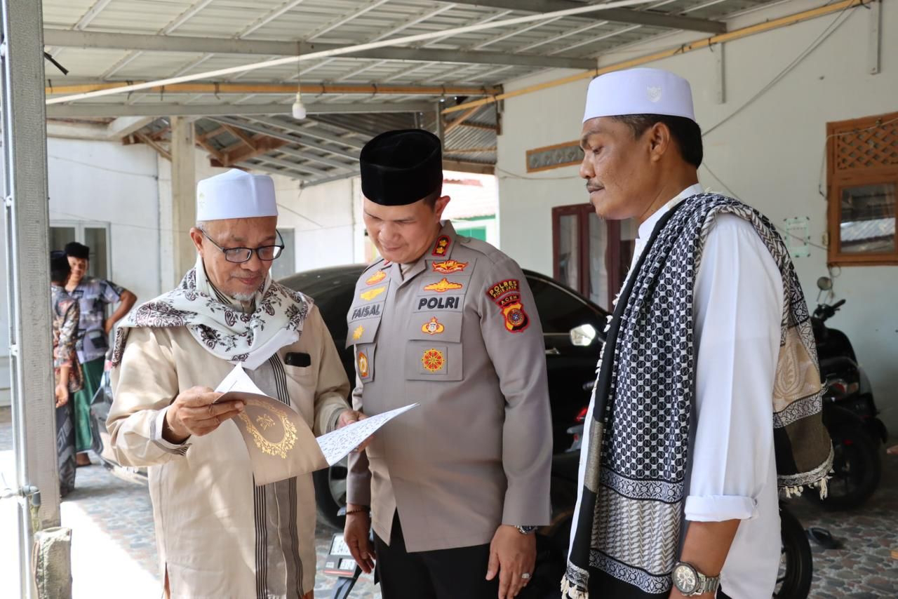 Kapolres Pidie Jaya Silaturahmi dengan Abu Tanjong Bungong, Perkuat Sinergi Polisi-Ulama
