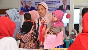 Wakil Ketua DPRK Banda Aceh Gelar Posyandu dan Santunan Anak Yatim di Gampong Ilie