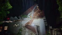 Angin Kencang Terjang Meukek, Kedai Pisang di Labuhanhaji Terbakar