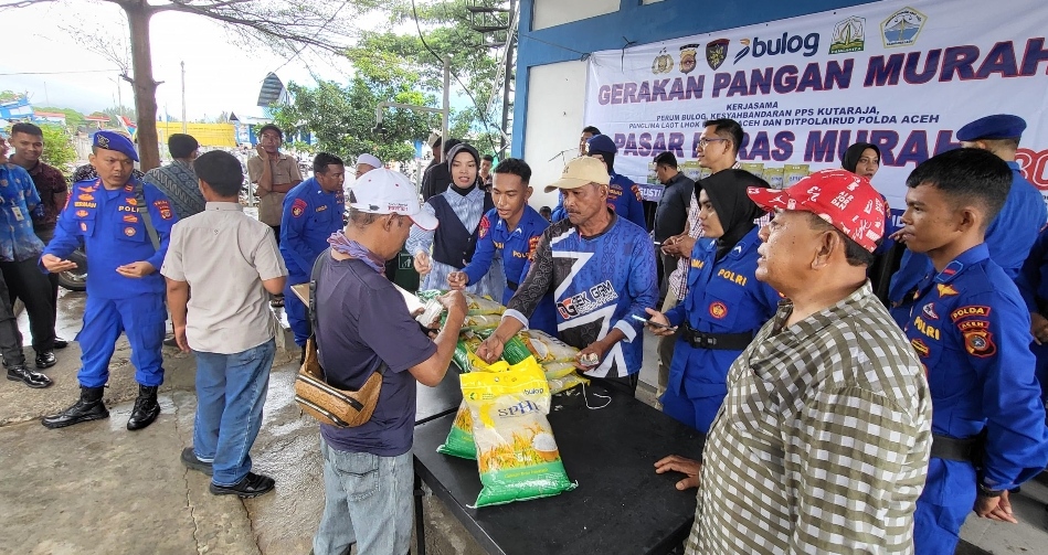 Dukung Ketahanan Pangan Nasional, Ditpolairud Polda Aceh Salurkan 1,2 Ton Beras Murah kepada Masyarakat