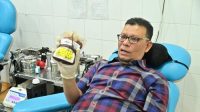 Musriadi_donor_darah_di_UTD_PMI