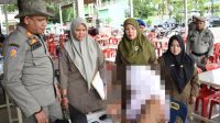 Satpol_PP_razia_ASN_nongkrong_di_warkop_kuta_alam(1)