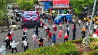 Momen Polresta dan Ratusan Warga Senam Bersama saat Car Free Day di Banda Aceh, Sambut HUT Ke-80 RI