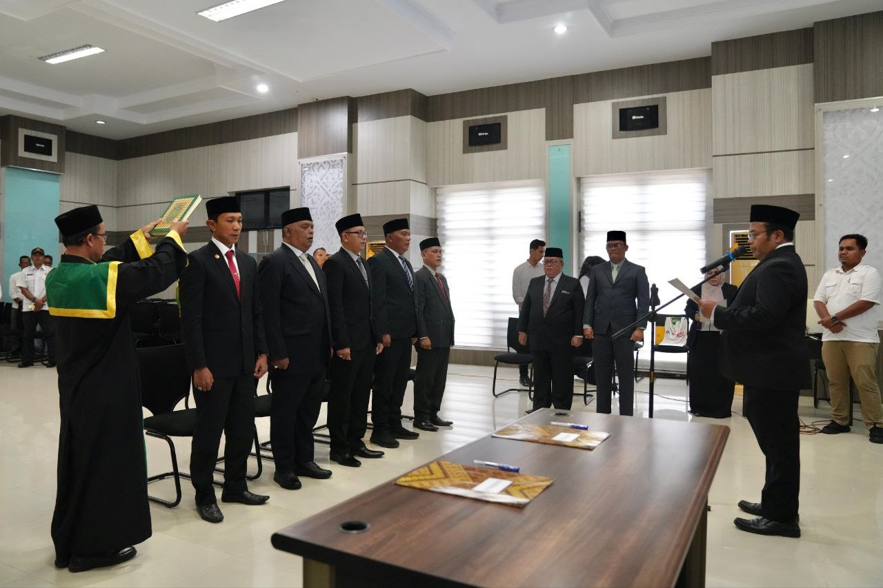 Wali Kota Sabang Lantik 5 Pejabat Eselon II, Minta Fokus Tumbuhkan Ekonomi Rakyat