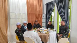 Komandan Brimob Polda Aceh Ikut Ramaikan Maulid Nabi di Kompleks Ketua MPU Aceh