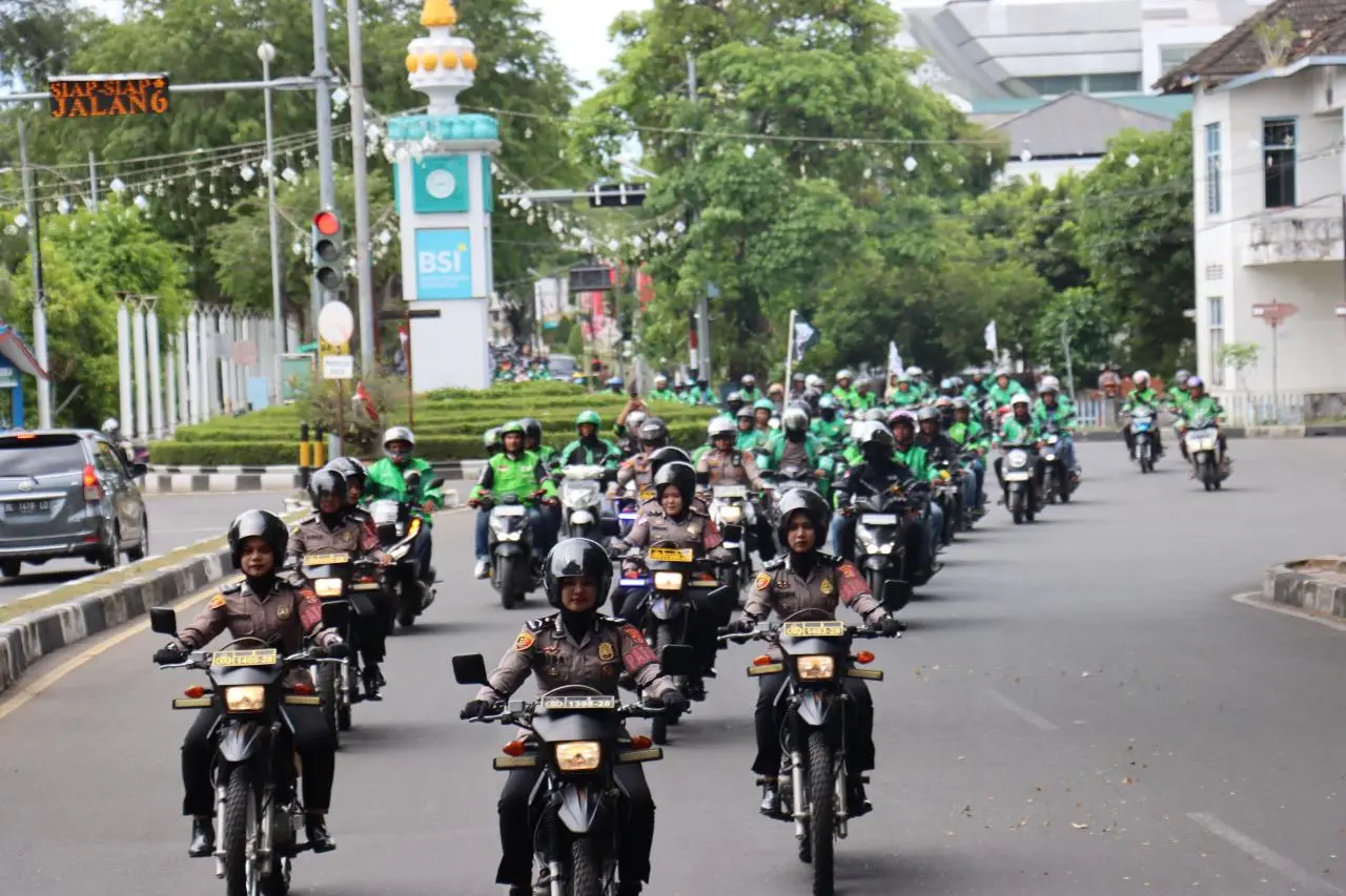 Ratusan Ojol di Banda Aceh Turun Jalan, Galang Donasi Hingga Rp9,7 Juta untuk Affan