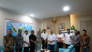 Mualem Temui Wamen Perkim, Usulkan Inpres Rumah Mantan Kombatan GAM