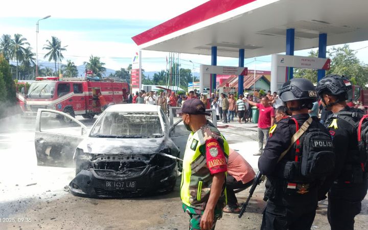 Mobil Terbakar Saat Isi BBM di Pidie Jaya, 2 Orang Alami Luka Bakar