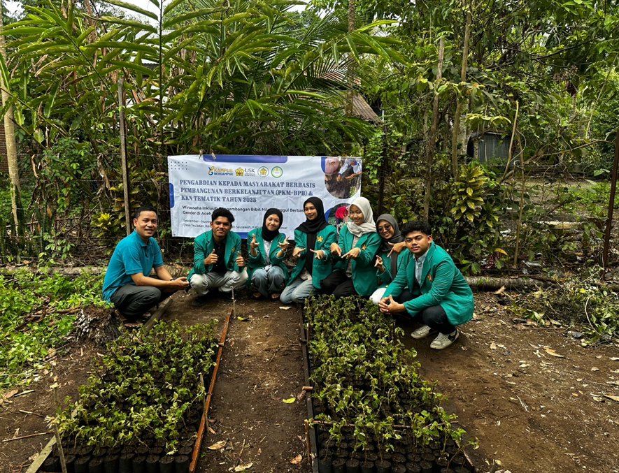 KKN Tematik USK Dorong Wirausaha Inklusif Pembibitan Nilam Berbasis Lingkungan di Aceh Besar