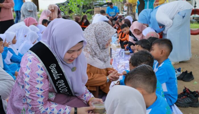 Bunda PAUD Aceh Besar Ajak Anak Dan Guru Hidup Sehat Lewat Program Segar Madu