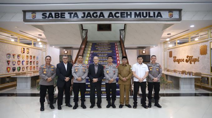 Wali Nanggroe Audiensi dengan Kapolda Aceh, Bahas Sinergitas dan Kamtibmas