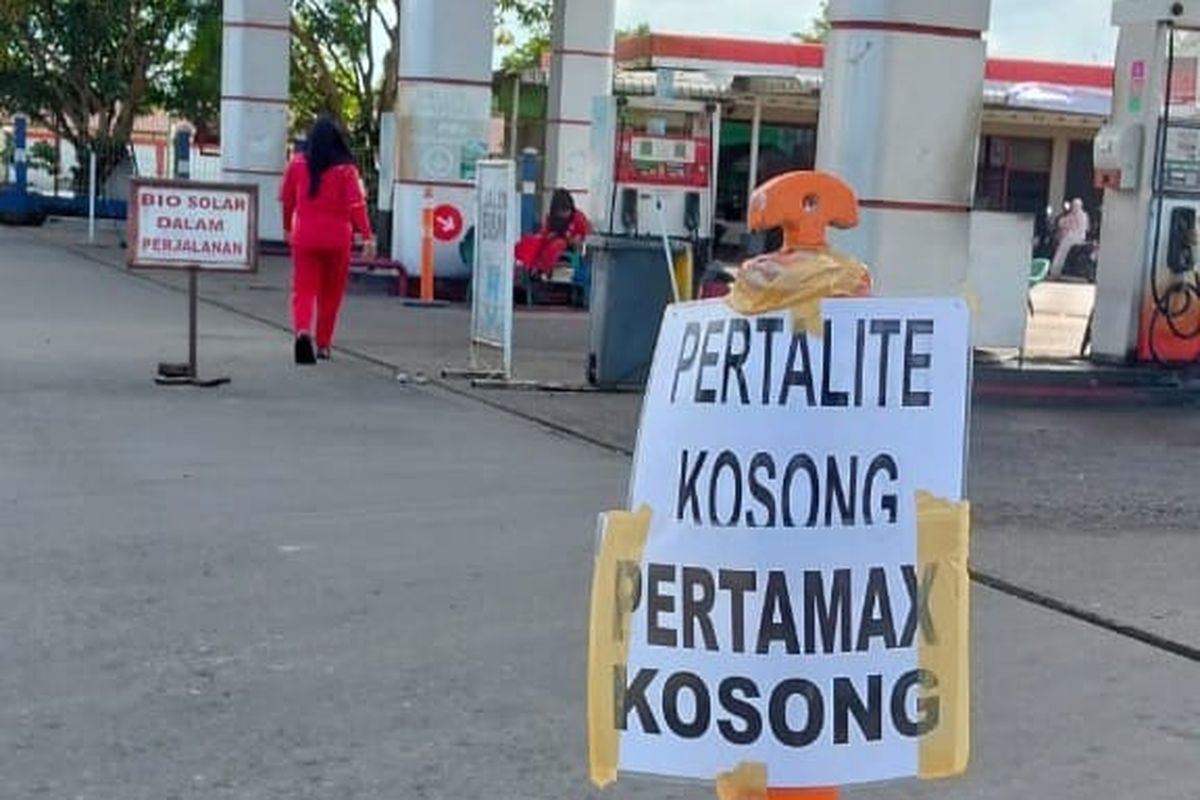 BBM Langka di Aceh Utara dan Aceh Timur, Warga Isi di Pedagang Eceran BBM Langka di Aceh Utara dan Aceh Timur, Warga Isi di Pedagang Eceran