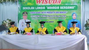 Pemkab Aceh Tamiang Gelar Wisuda Sekolah Lansia: Wujudkan Lansia Tangguh, Sehat dan Bahagia